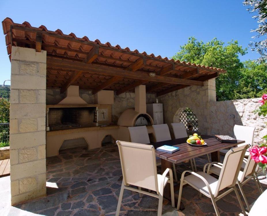 Villa Maragoudi Arménoi 외부 사진