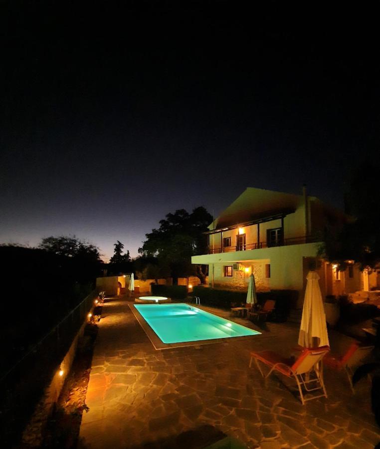 Villa Maragoudi Arménoi 외부 사진
