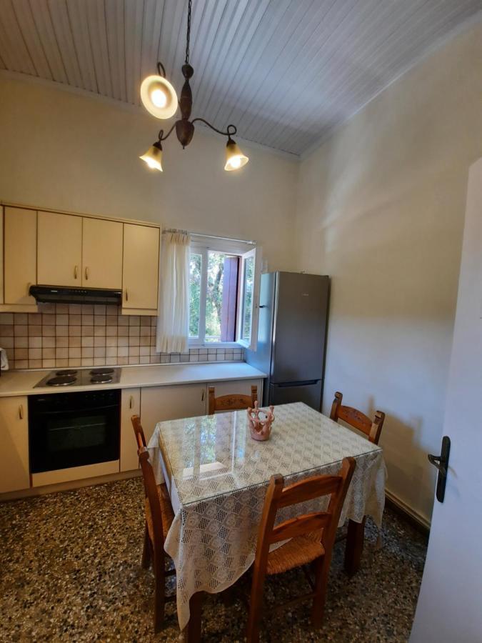 Villa Maragoudi Arménoi 외부 사진