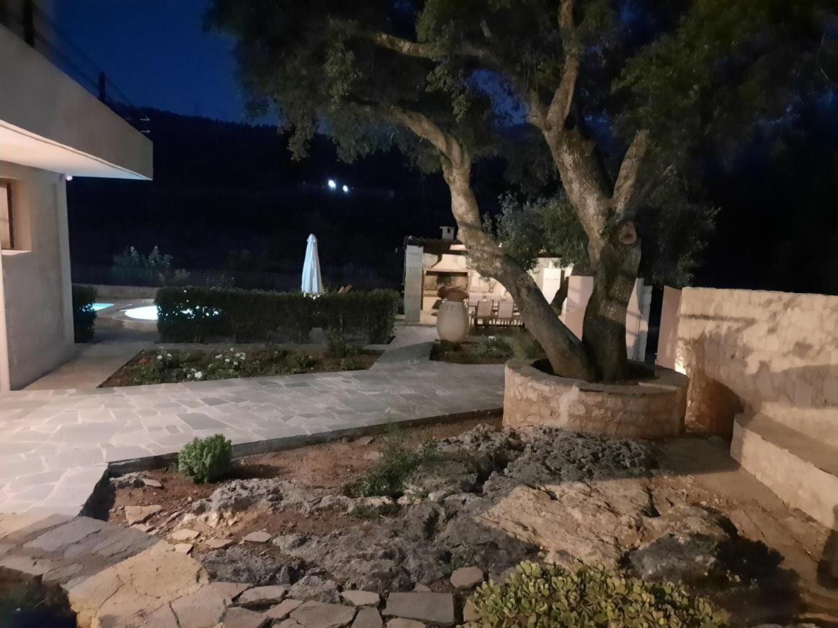 Villa Maragoudi Arménoi 외부 사진